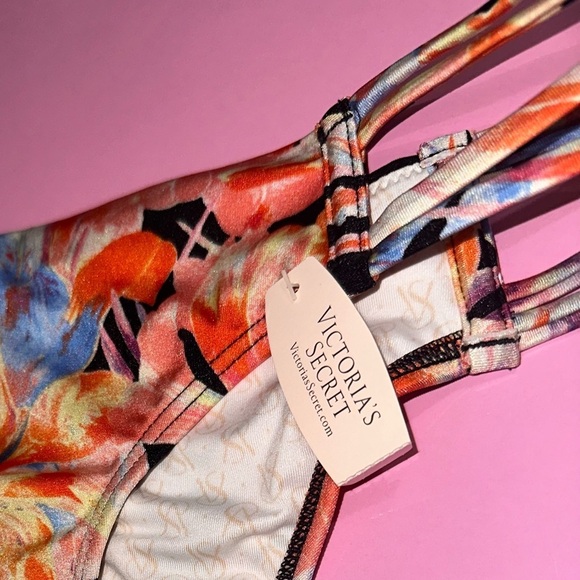 New VS Victoria’s Secret Bottoms - Picture 5 of 7